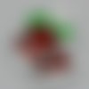 Breloque cloche noël, émail rouge et vert , plaqué argent, 15*13 mm, 1