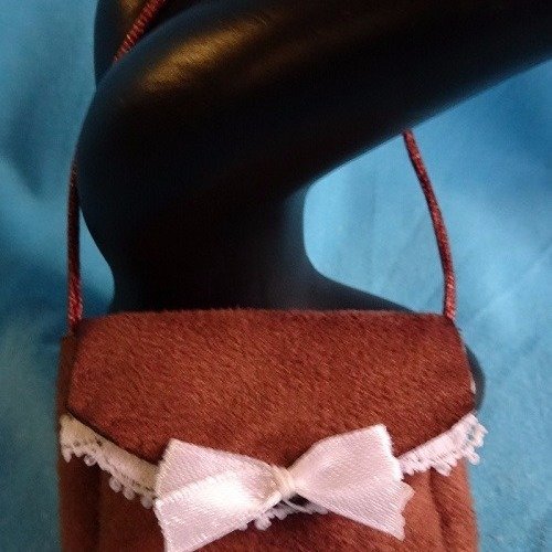 Mini sac pour poupée dentelle et noeud