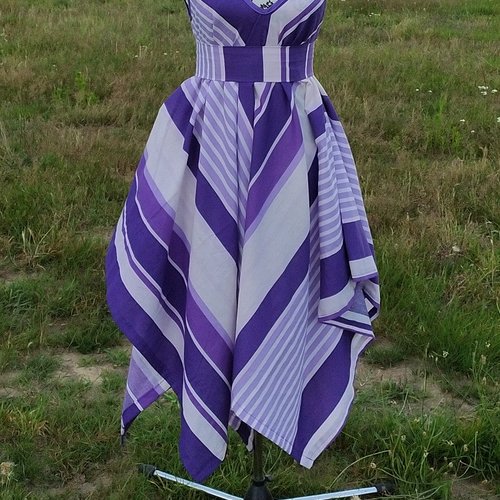 Robe océane en coton à motifs de rayures violettes et blanches taille 36/38/40
