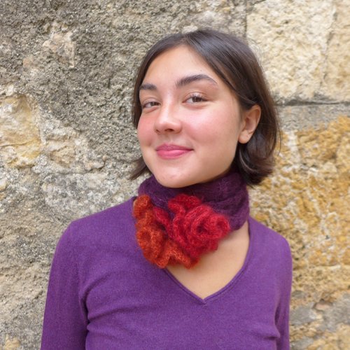 Écharpe violette rouge et touge en mohair et soie
