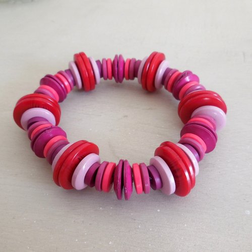 Bracelet de boutons surcyclés