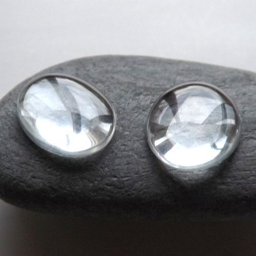 Lot de 14 cabochons dômes en verre