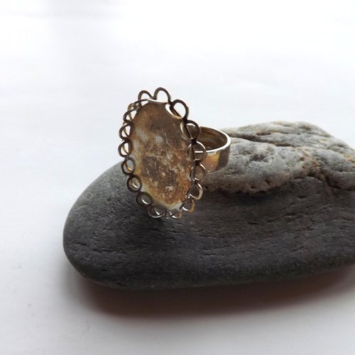Bague à cabochon