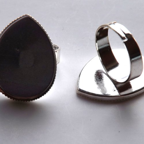 Lot de 5 bagues à cabochon