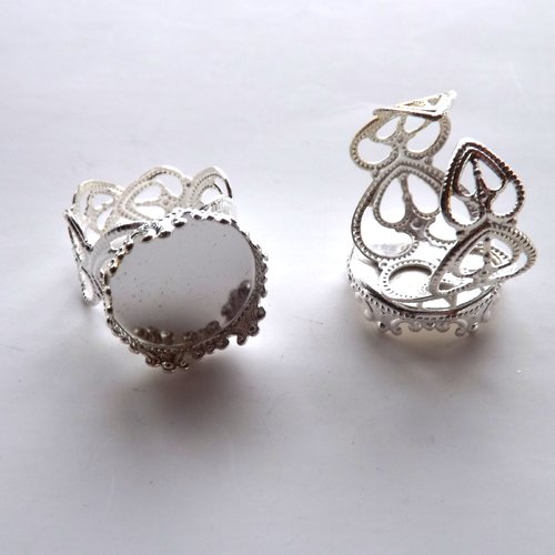 Lot de 10 bagues à cabochon