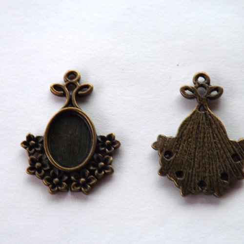 Lot de 10 pendentifs, breloques à cabochon