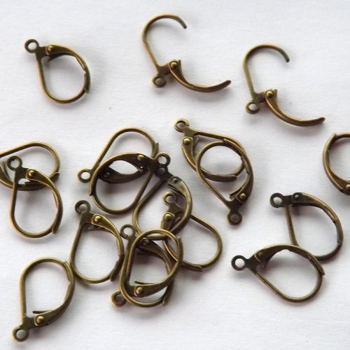 Lot de 14 crochets, dormeuses en métal couleur bronze