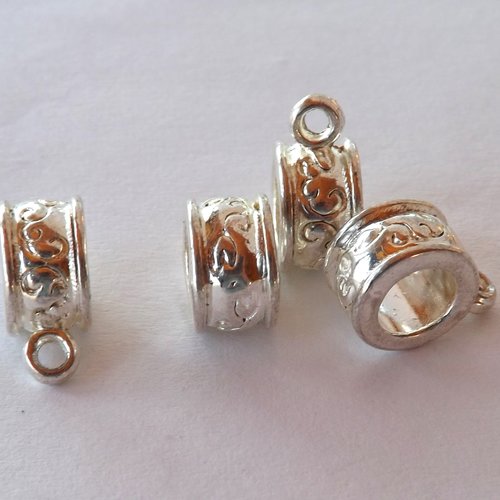 Lot de 4 bélières en métal argenté