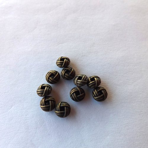 Lot de 36 perles, intercalaires