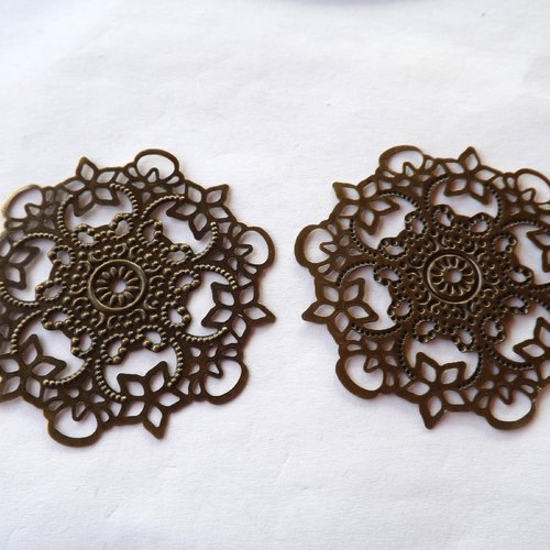 Lot de 6 estampes filigranées, pendentifs