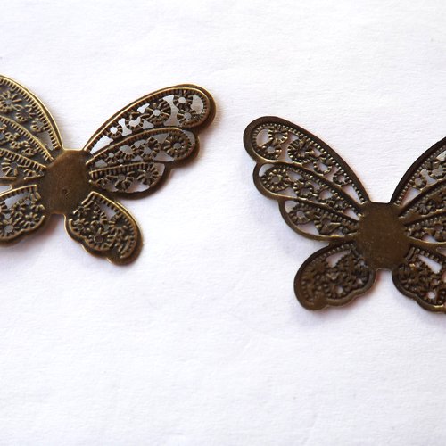 Lot de 4 estampes filigranées papillon, pendentifs