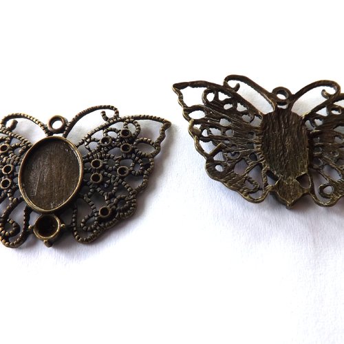 Connecteur, pendentif papillon à cabochon