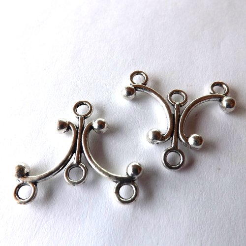 Lot de 5 chandeliers connecteurs volutes, arabesques, pendentifs, breloques