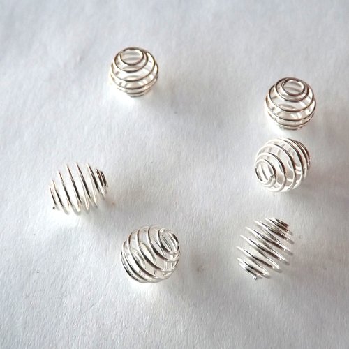 Lot de 21 cages ovales