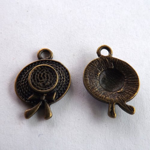 Lot de 2 breloques chapeaux, pendentifs