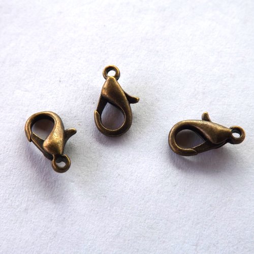 Lot de 23 fermoirs mousquetons