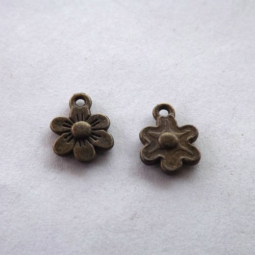 Lot de 20 breloques fleurs, pendentifs