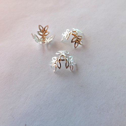 Lot de 41 coupelles fleurs filigranées