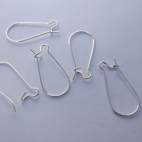 Lot de 158 crochets, dormeuses en métal argenté