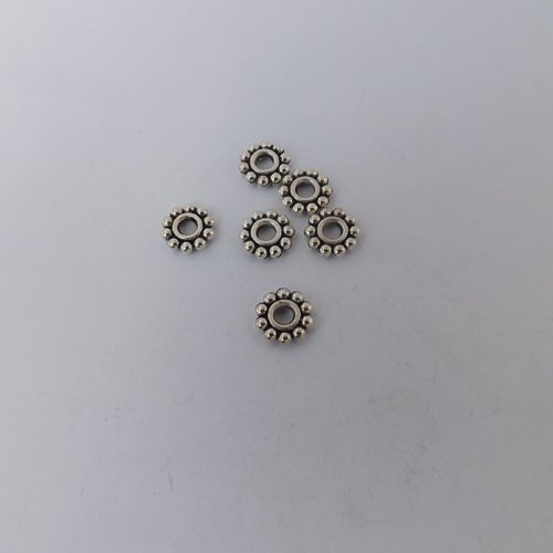 Lot de 71 perles, intercalaires étoiles