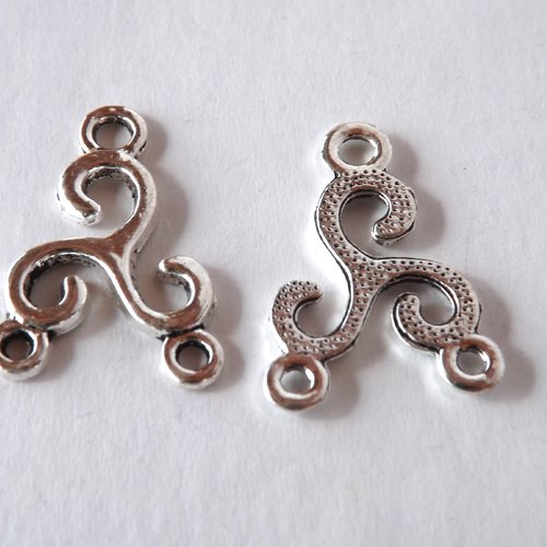 Lot de 7 connecteurs triskels celtiques, pendentifs