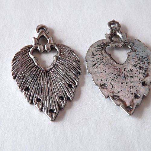 Lot de 4 chandeliers feuilles, pendentifs