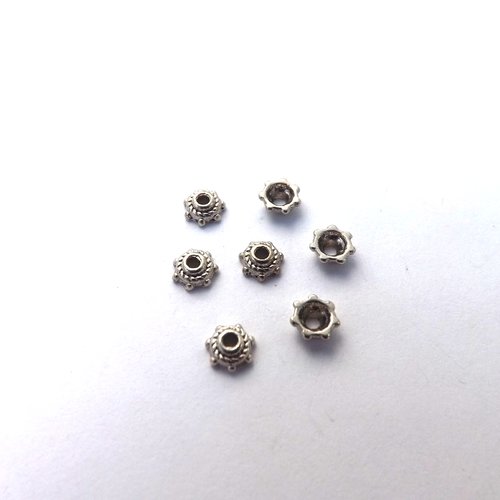 Lot de 132 coupelles