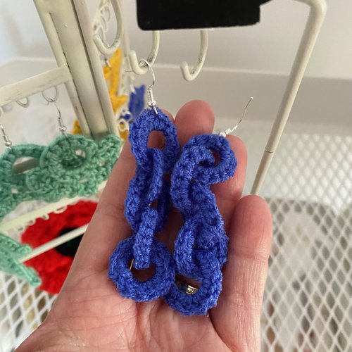 Boucles d’oreilles « maillons » au crochet