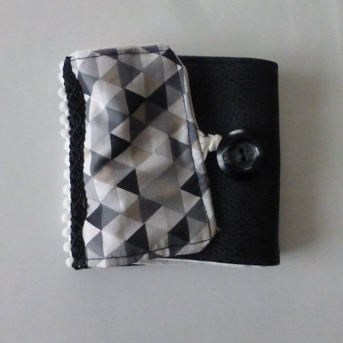 Protège chéquier long noir et blanc triangles géométrique graphique en coton et simili-cuir