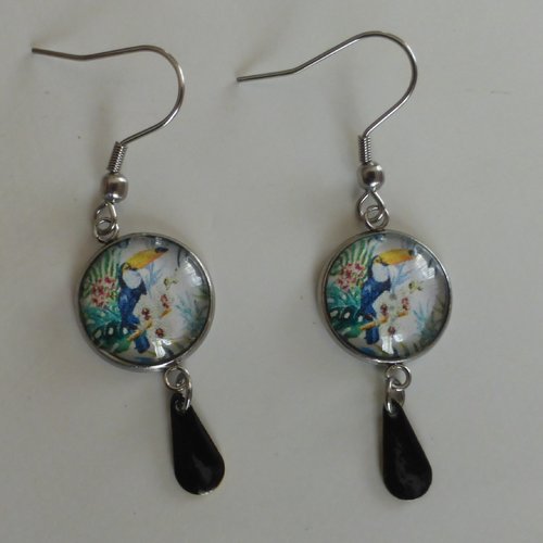 Boucles d'oreilles toucan jaune et noir en cabochon de verre