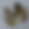 Boucles d'oreilles pendantes bouclier marbrées jaune orange blanc en pâte polymère et acier inoxydable