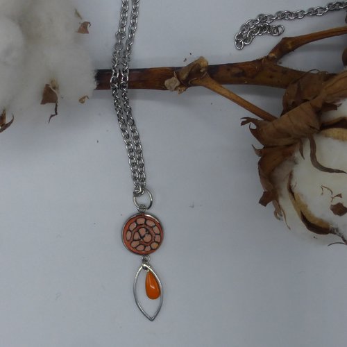 Pendentif spirale orange en pâte polymère et acier inoxydable