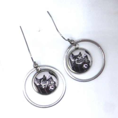 Boucles d'oreilles créoles rondes chat noir livre lecture noir et blanc en cabochon en verre et acier inoxydable