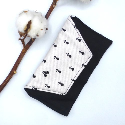Etui à lunettes molletonné breton bretonne bretagne hermines triskells noir blanc en coton