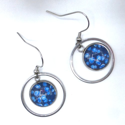 Boucles d'oreilles créoles rondes lentilles bleu en cabochon en verre et acier inoxydable