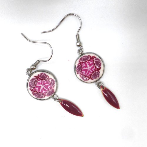 Boucles d'oreilles fleur oursin violet magenta en pâte polymère