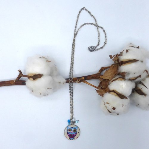Pendentif rond chouette hibou rose fuchsia en cabochon en verre et acier inoxydable