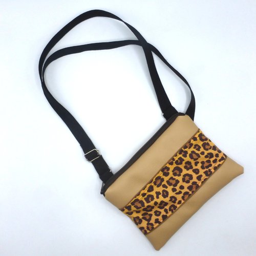 Pochette sac à bandoulière imprimé léopard beige marron