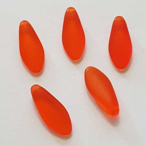 Perle en verre goutte d'eau orange 01 17 mm