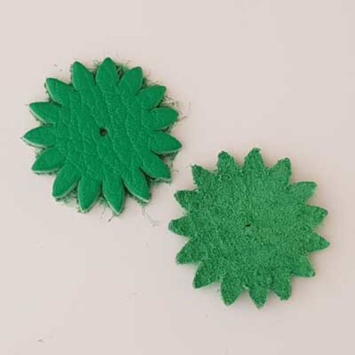 Fleur en cuir etoile 34 mm vert n°02