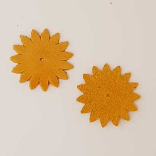 Fleur en cuir etoile 34 mm jaune n°01