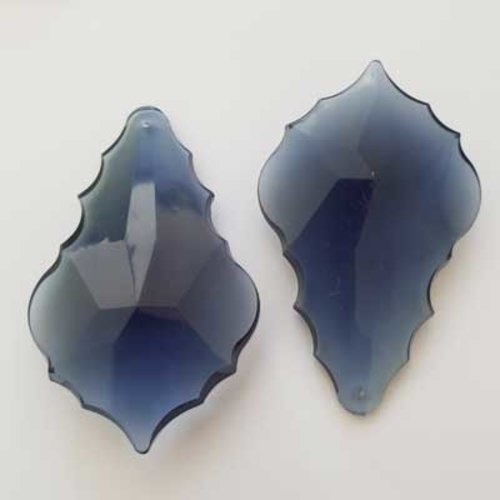 Breloque divers n°127 goutte bleu marine en plastique facetté pendentif