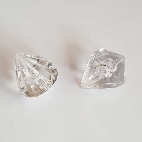 Perle acrylique diamant transparent 27 x 22 mm goutte blanc