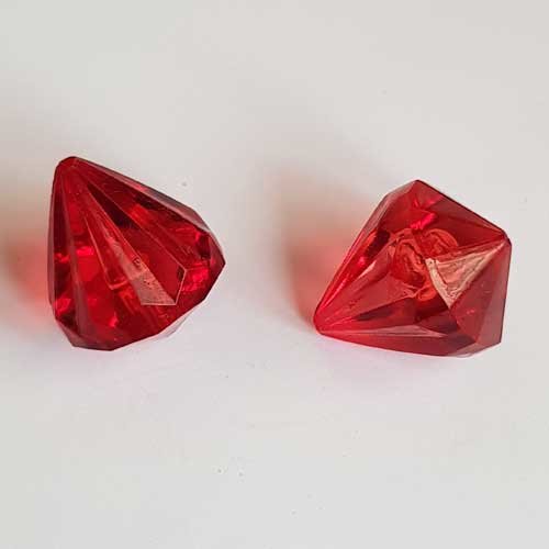 Perle acrylique diamant transparent 27 x 22 mm goutte rouge