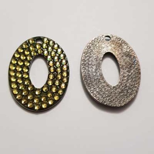 Breloque strass anneau vert et métal argenté 38 x 28 mm n°16