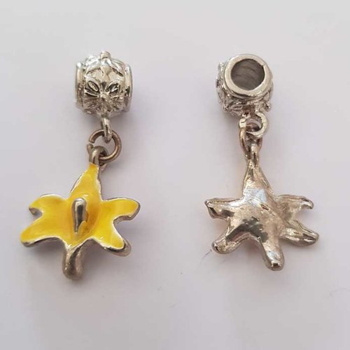 Breloque fleur n°06-01 en métal argent et jaune