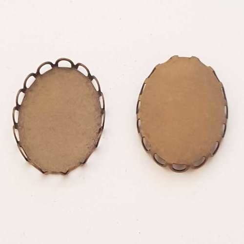 Support cabochon ovale de 25 x 18 mm bronze n°05