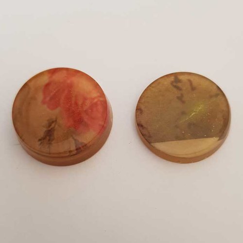 2 pendentifs rond 23 mm en résine n°014