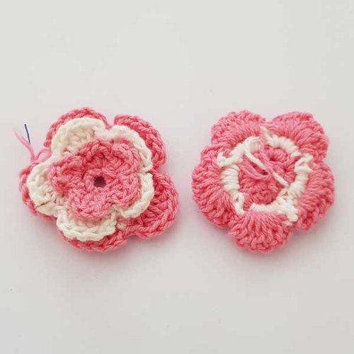 Fleur au crochet 35 mm rose et blanc