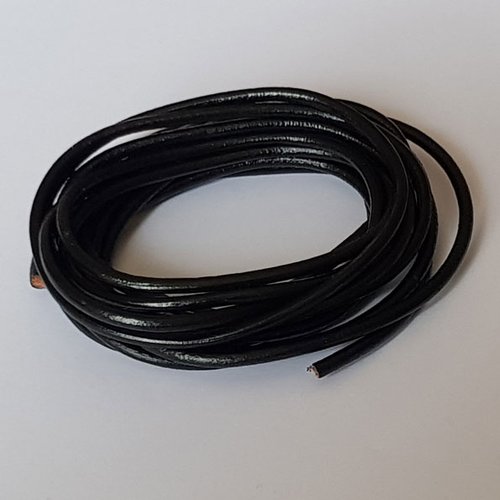Cuir rond lisse noir 03 mm x 2.90 mètres